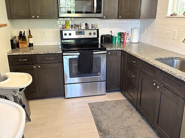 2237 S Bent Ln — Photo 2