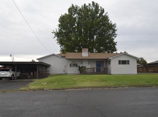 1208 S 38th Ave, Yakima, WA 98902