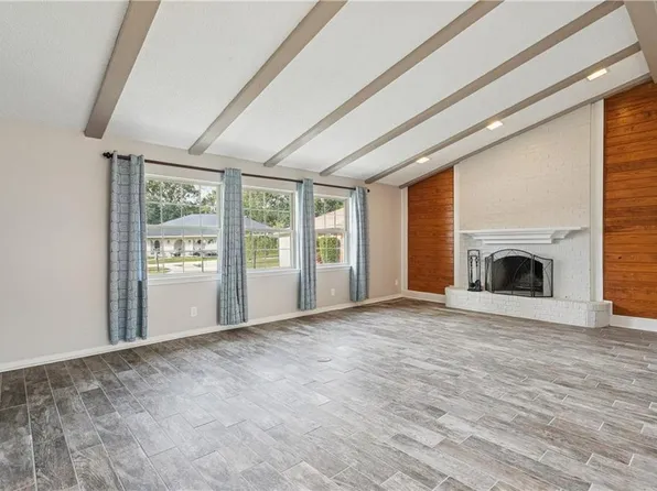 802 Franklin Ct, Slidell, LA 70458