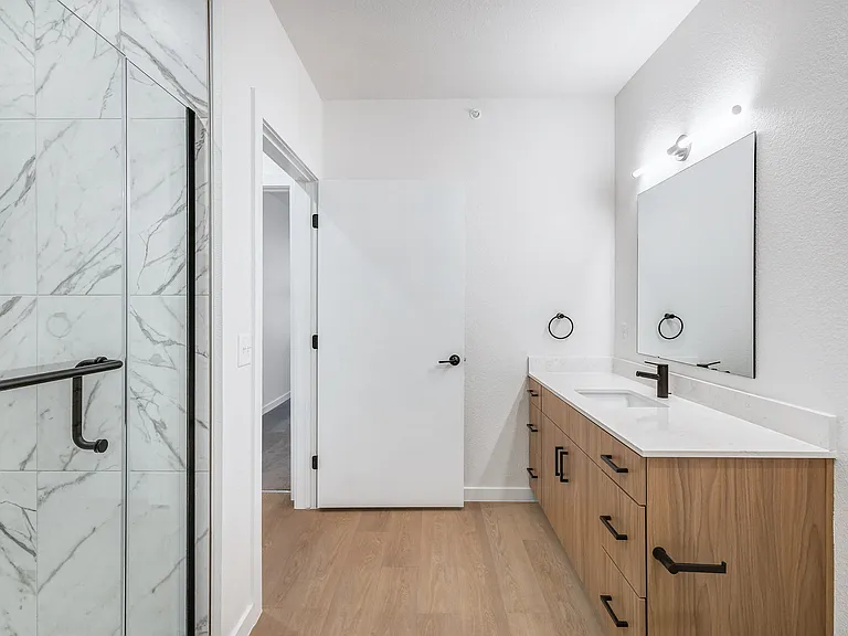 Oso Apartments — Photo 124