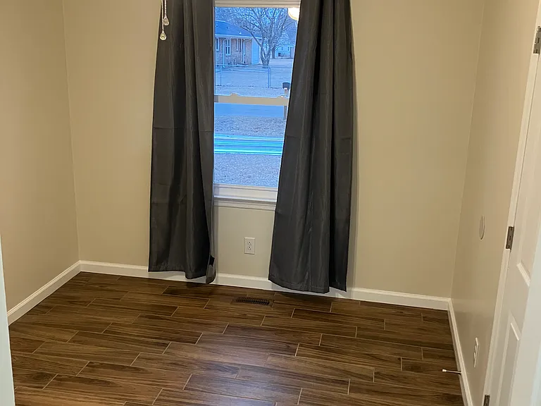 1521 Acacia Dr #1 — Photo 8