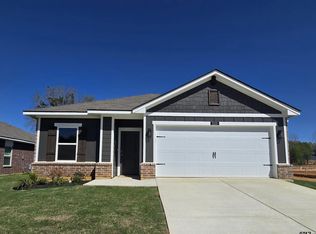 1115 Park Meadows Dr, Whitehouse, TX 75791