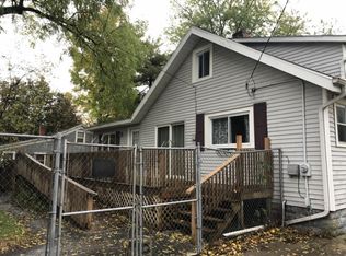 251 E Sherman St, Caro, MI 48723