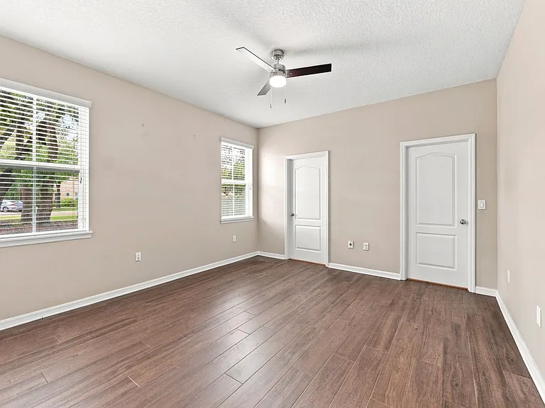 17013 Vilesta Dr — Photo 14