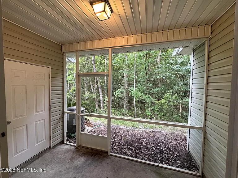 8428 Thornbush Ct — Photo 12