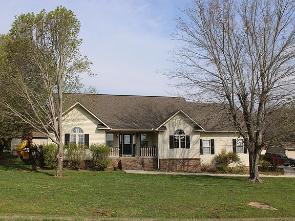 2nd image of 21 Russell Ln