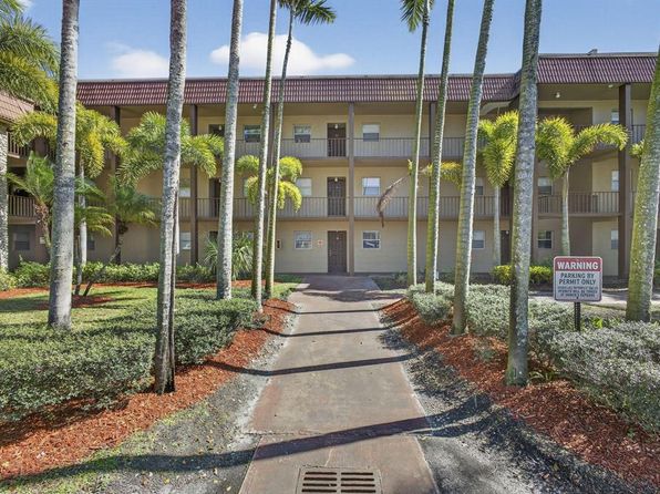 120 Sparrow Dr APT 113