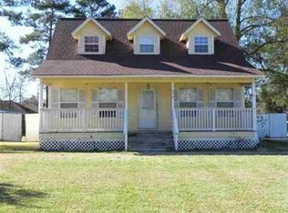 218 Rustic Ln, Lumberton, TX 77657