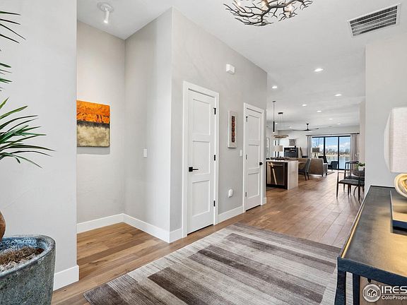 4th image of 1773 Beachside Dr
