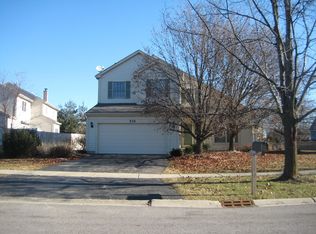 536 Springwood Ln, Bolingbrook, IL 60440