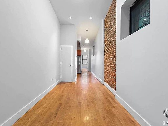 5th image of 921 Broadway APT 4R