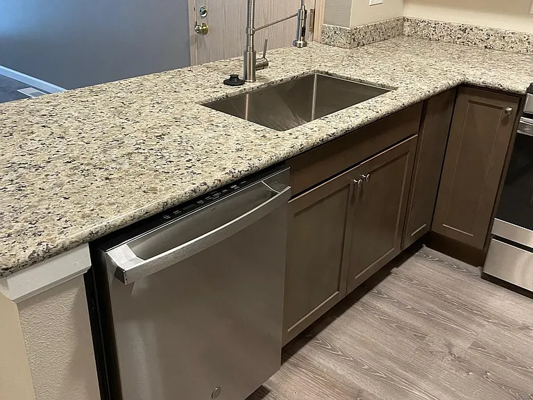 1615 Bellevue Way NE #1 — Photo 5