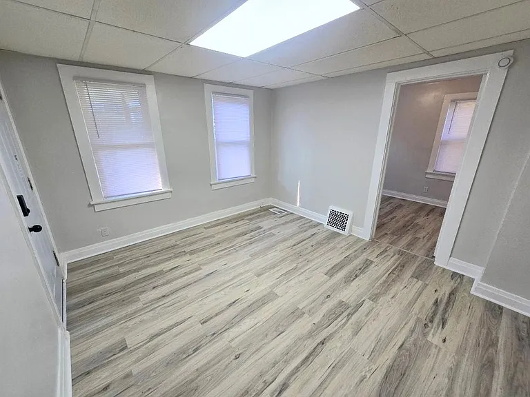 1822 Tecumseh St #1 — Photo 7