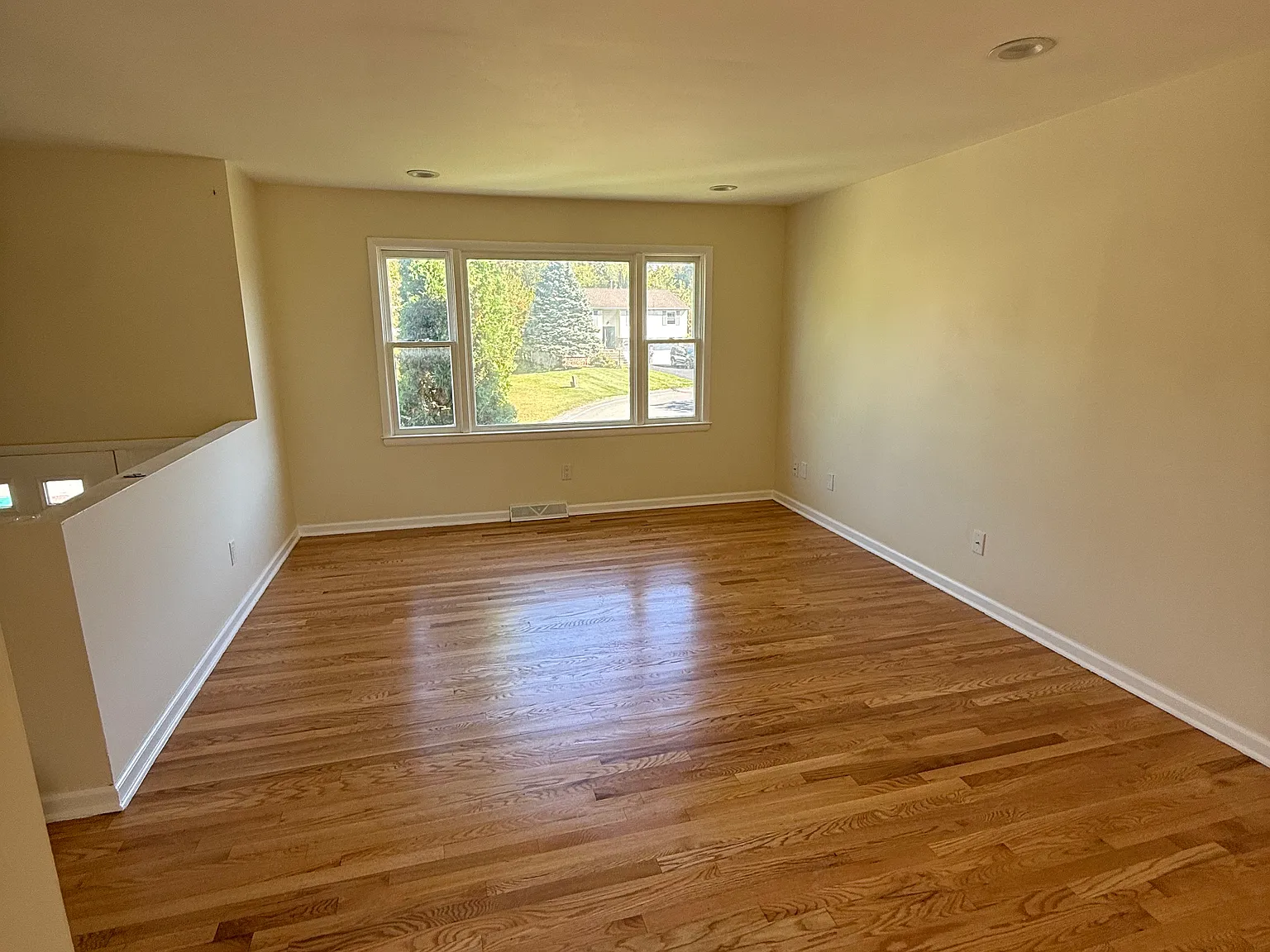 37 Dowling Rd — Photo 3
