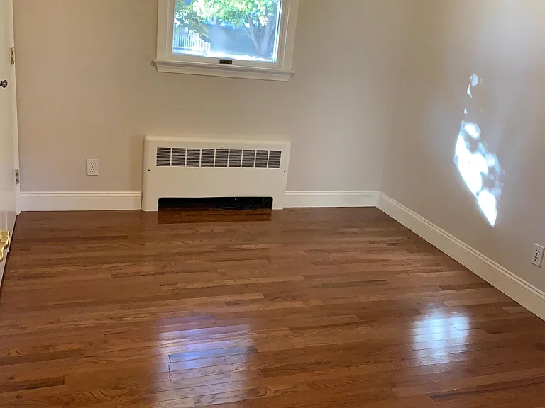 16 Saran Ave #1 — Photo 6