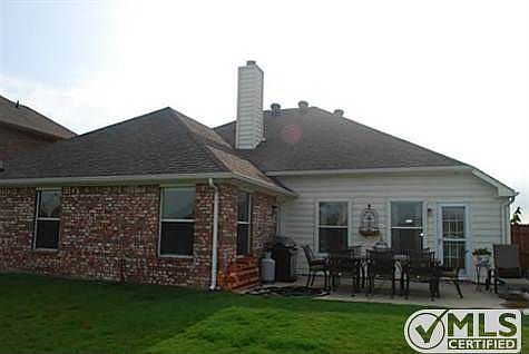 5th image of 9520 Lakeway Dr