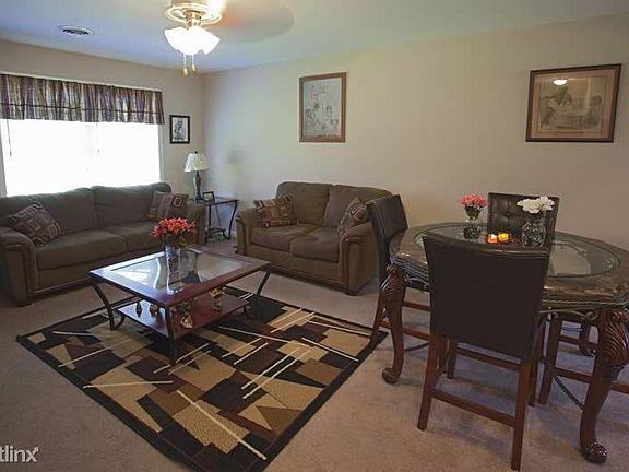 3rd image of 2108 Pleasant View Dr APT 404