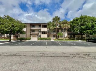 9955 Nob Hill Ct, Sunrise, FL 33351