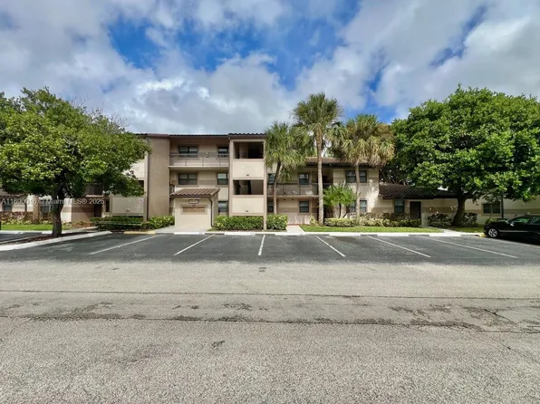 9955 Nob Hill Ct, Sunrise, FL 33351