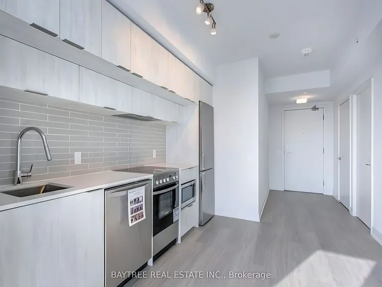 181 Dundas St E #4808 — Photo 7
