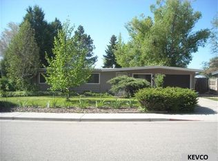 841 Juniper Ln, Fort Collins, CO 80526