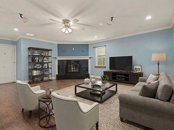 2nd image of 5517 Baker Dr