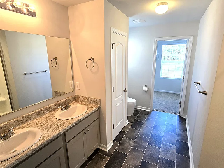 824 Conductor Ct — Photo 22