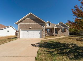 2712 N 31st St, Ozark, MO 65721