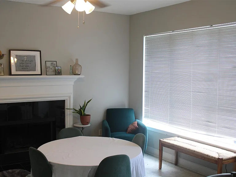 7018 Crystal Dowels Dr — Photo 6