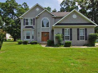 418 W Carnoustie Rd, Dover, DE 19904