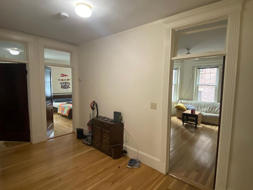 1st image of 77 Longwood Ave #1R