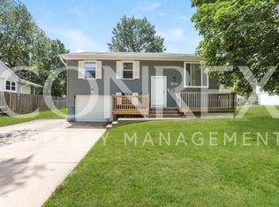 833 N Ponca Dr, Independence, MO 64056