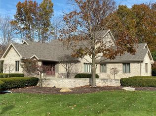 9425 Bay Hill Dr NE, Warren, OH