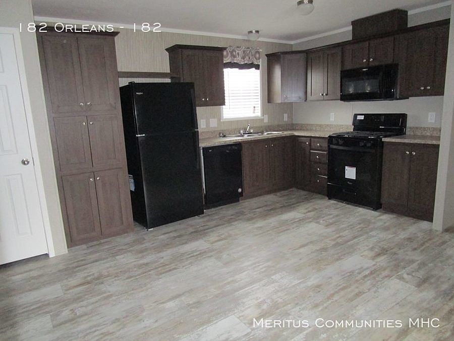 1st image of 182 W Orleans Ct #182