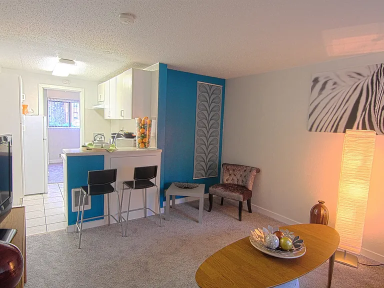 Monticello Apartments — Photo 34