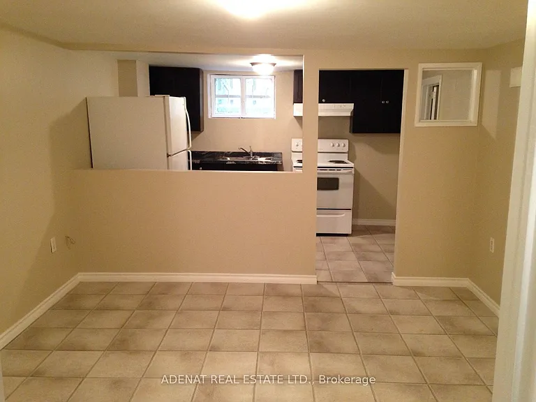 128 Ranee Ave #BASEMENT — Photo 3