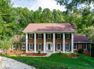 1835 Silver Ridge Ct, Stone Mountain, GA 30087