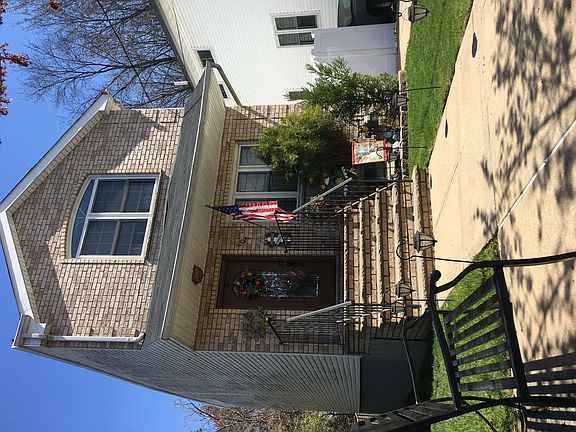 4th image of 107 Wild Ave