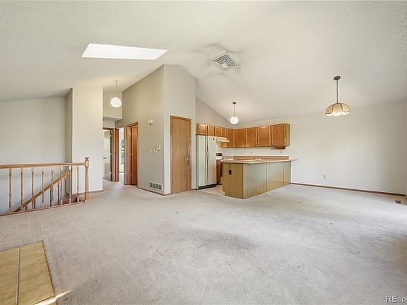 5th image of 12613 Julian Street