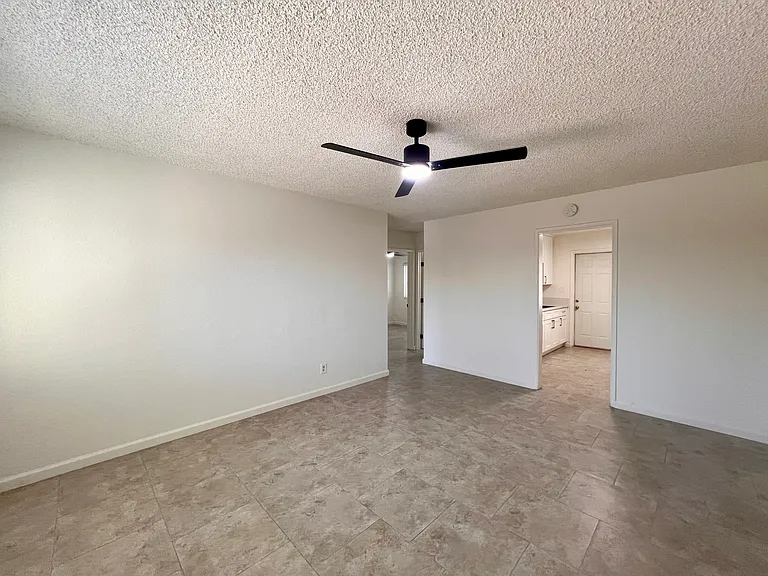 4373 College Ave #4373 — Photo 5