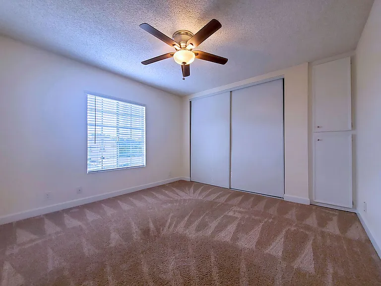 5614 Lauretta St — Photo 12