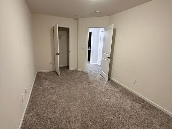 2nd image of 419 Trotters Ln