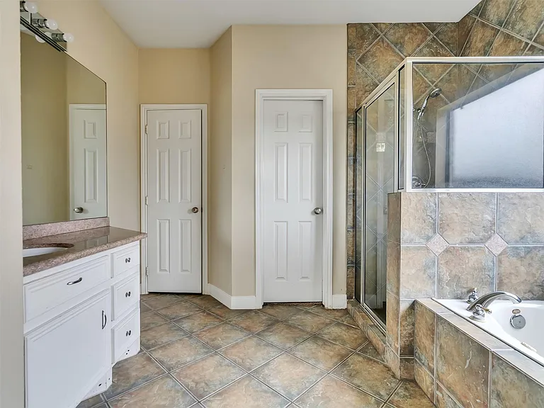 1803 Ripple Creek Dr — Photo 23