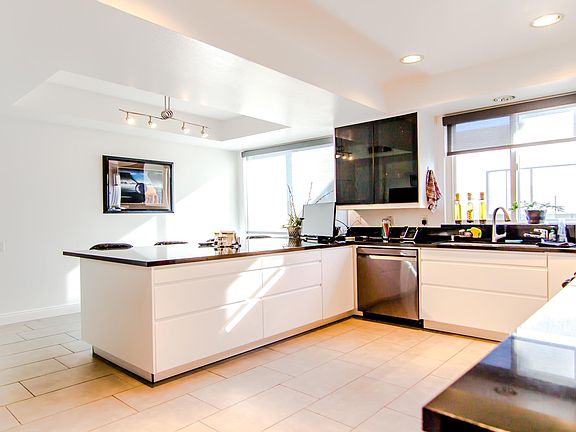 5th image of 4454 Ventura Canyon Ave APT 303