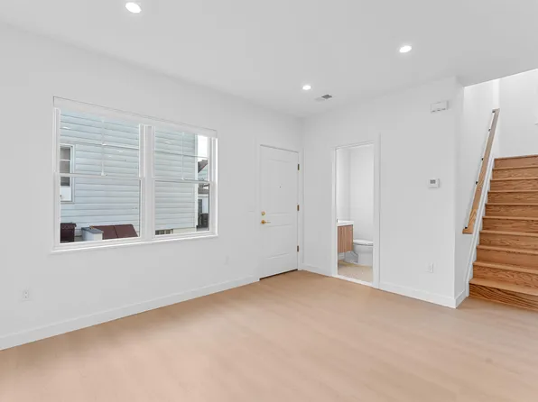 6717 Madison Street image 15 of 28