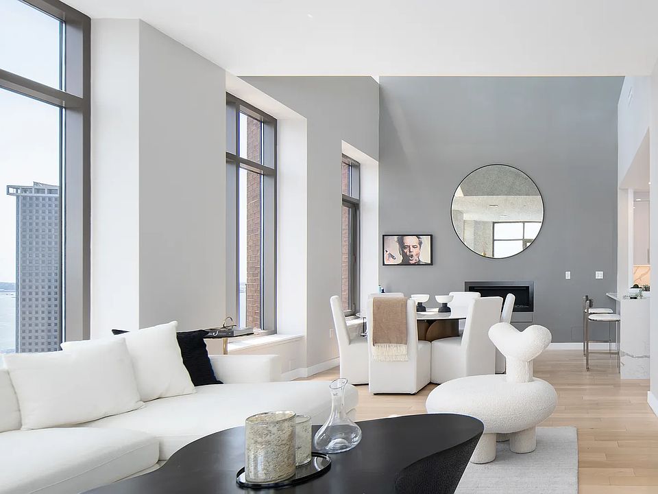 1st image of 75 Wall St #Pd1