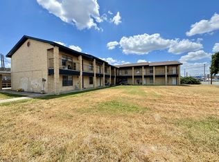 120 E Schunior St APT 8, Edinburg, TX 78541