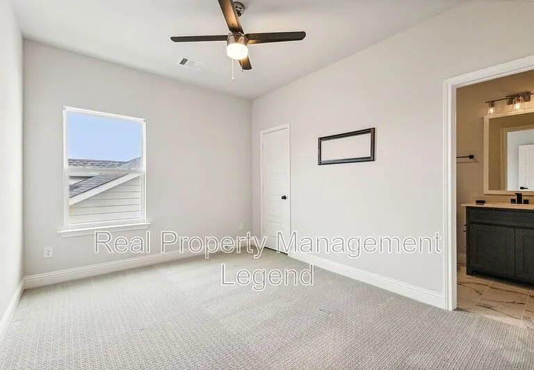 6644 Windfall Dr — Photo 25