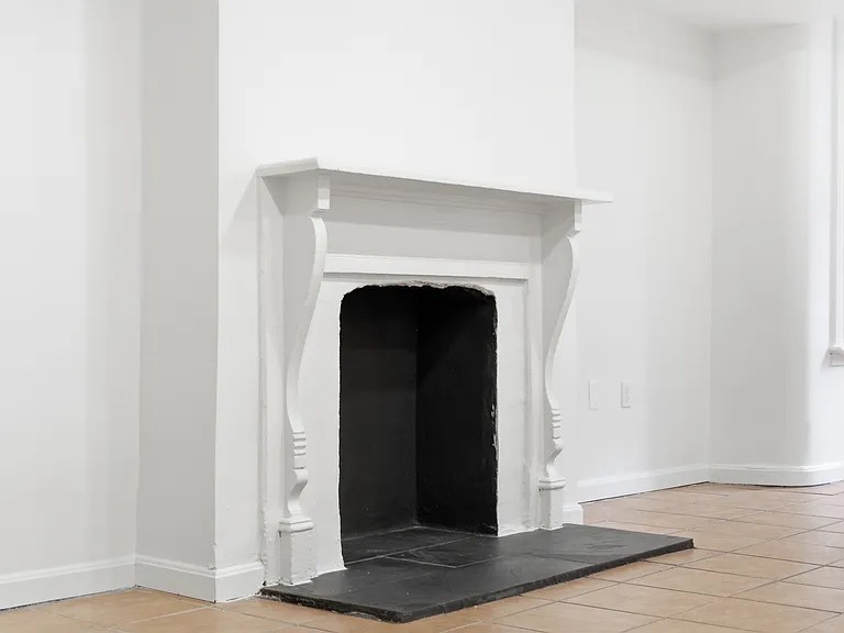Decorative fireplace