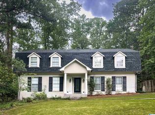 3213 Westbrook Dr, Vestavia Hills, AL 35216